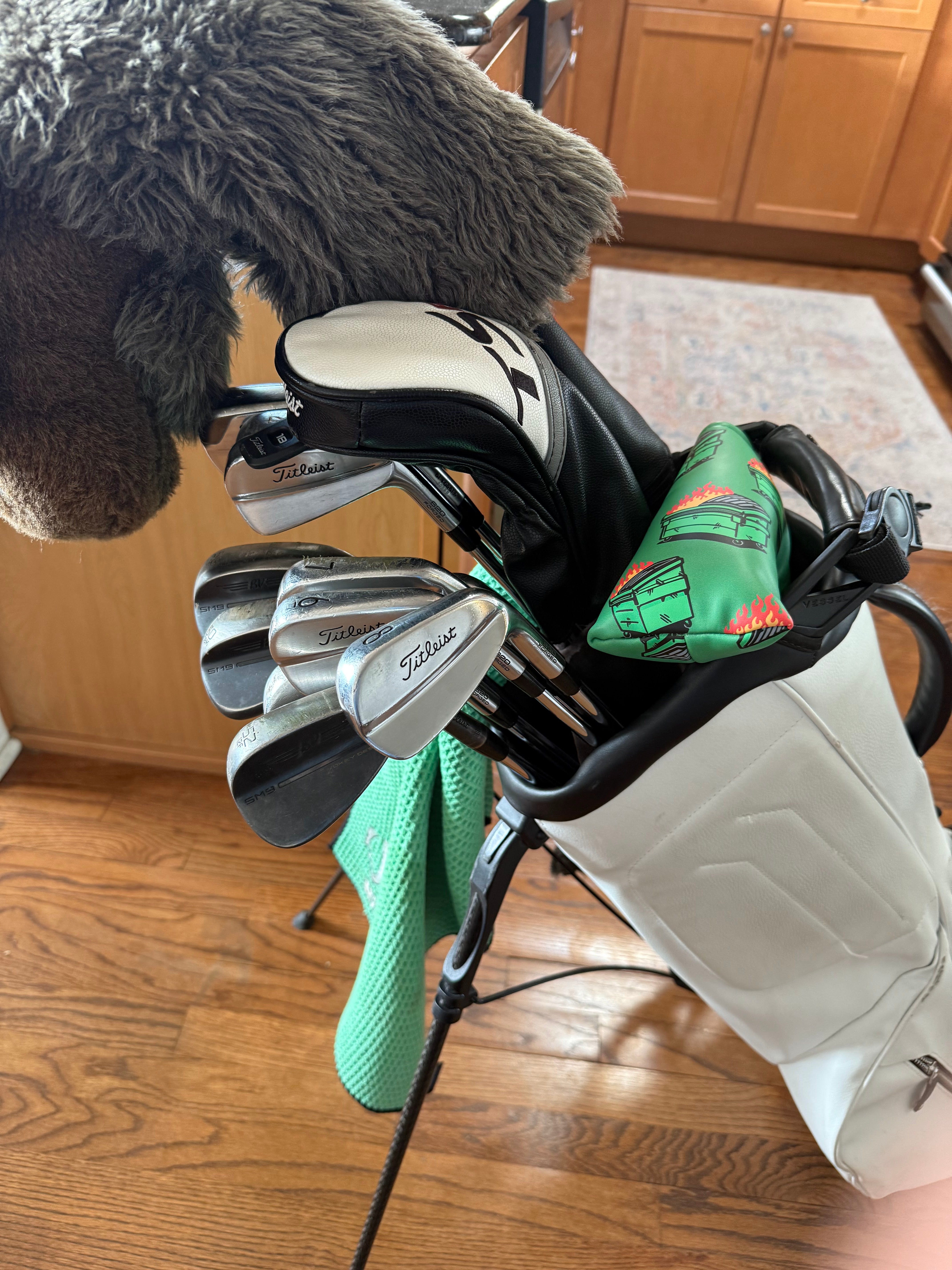 Dumpster Fire Putter Cover