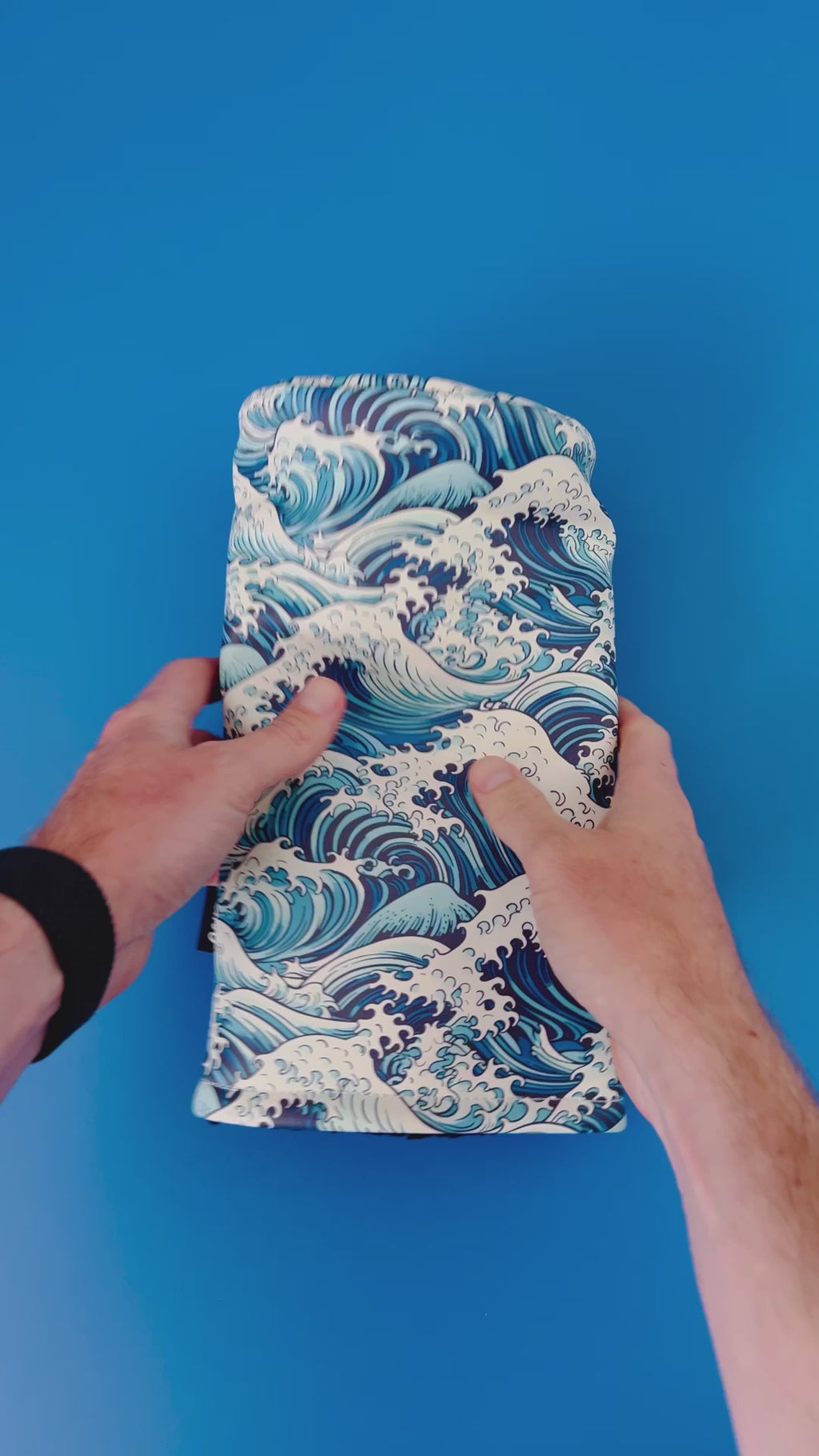Video review of the Japanese inspired golf head cover from Cayce golf